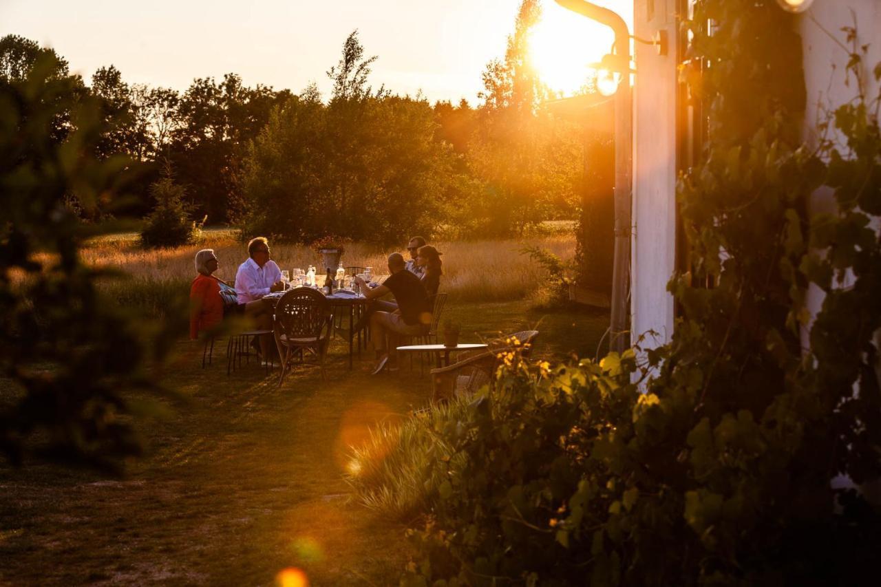 The Norrmans Farmhouse Boutique Hotel Klippinge Eksteriør bilde